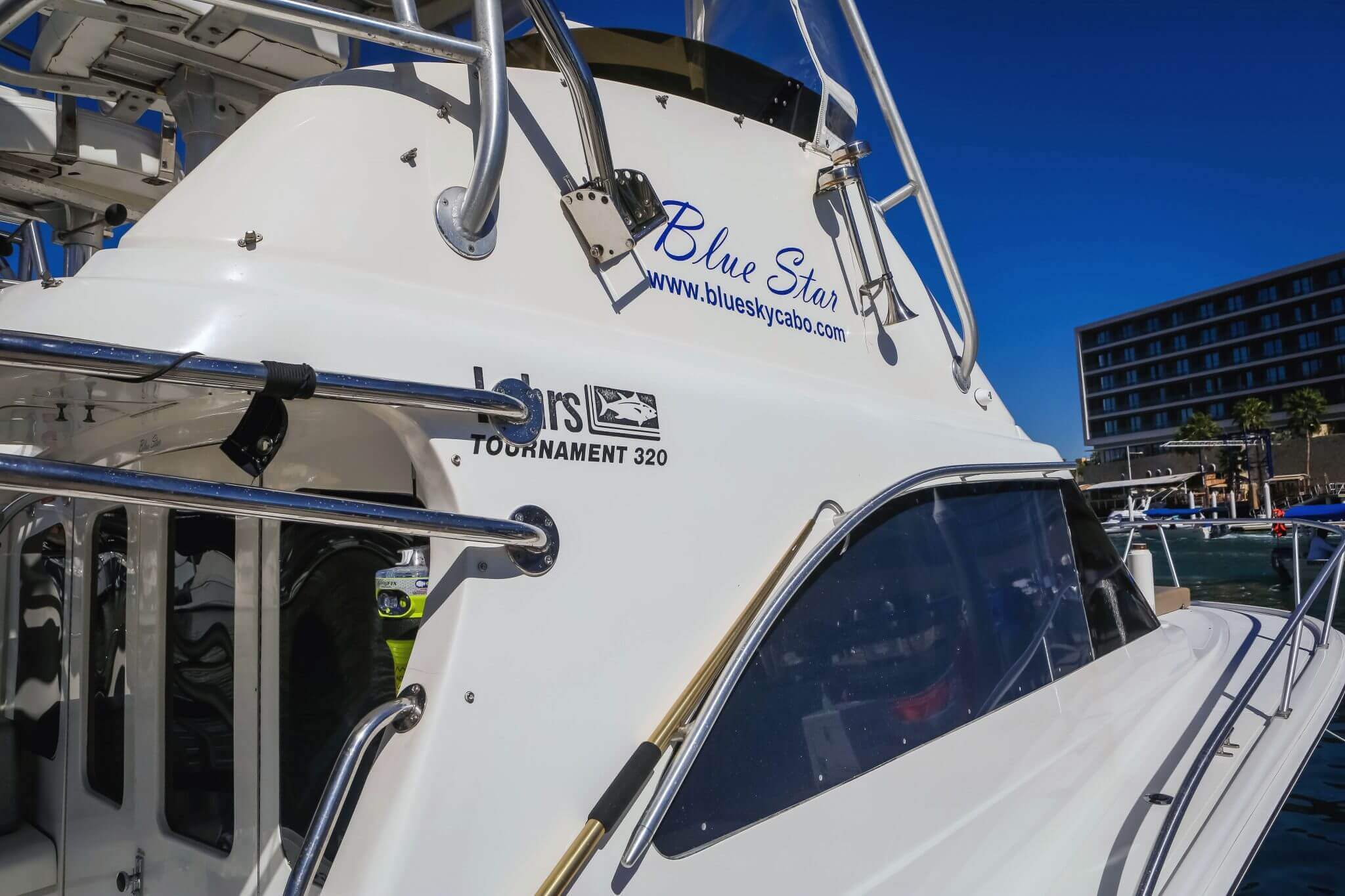 Blue Star 32 Foot Luhrs