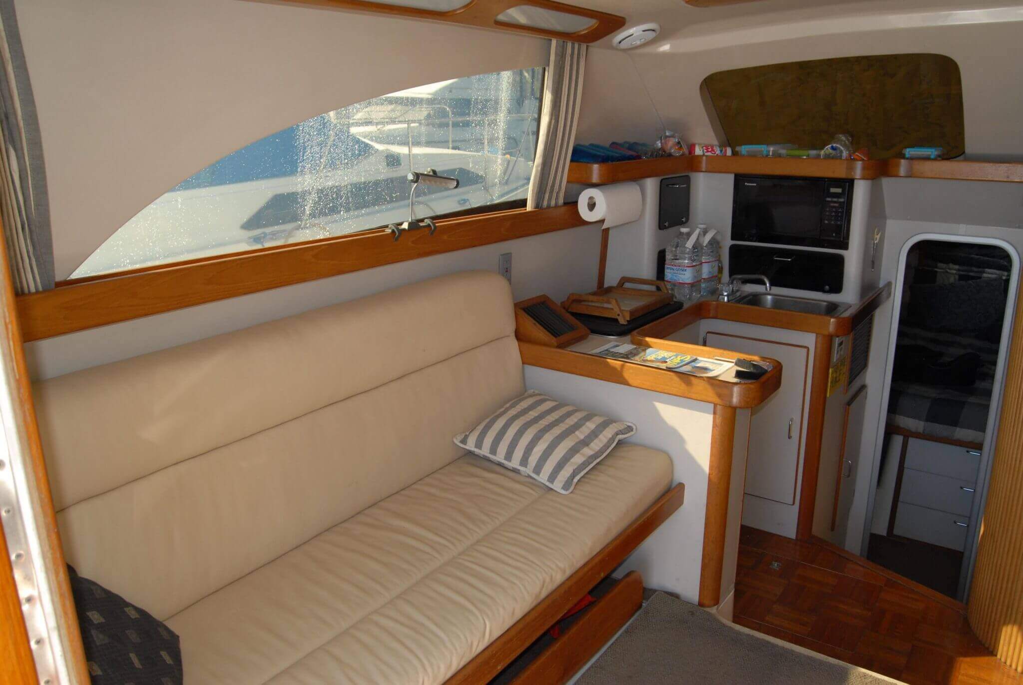 Blue Star 32 Foot Luhrs